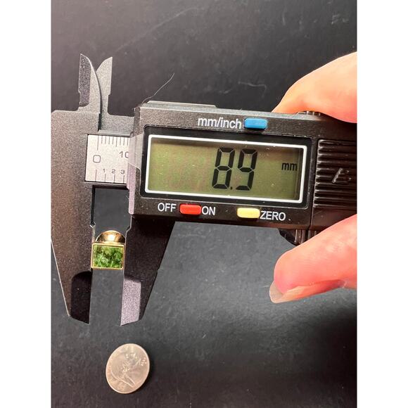 Vintage MCM La Mode Karatclad Nephrite Jade Gold Tone Rectangular Tie Tac - Picture 10 of 11